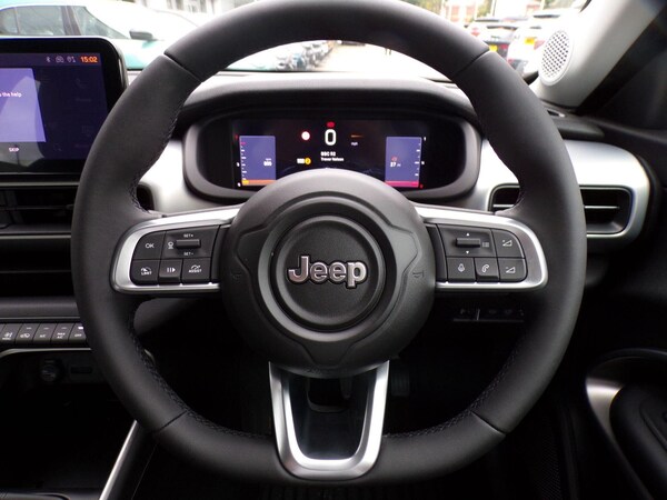 Used Jeep Avenger 2025 for sale - 76240218: Photo 26