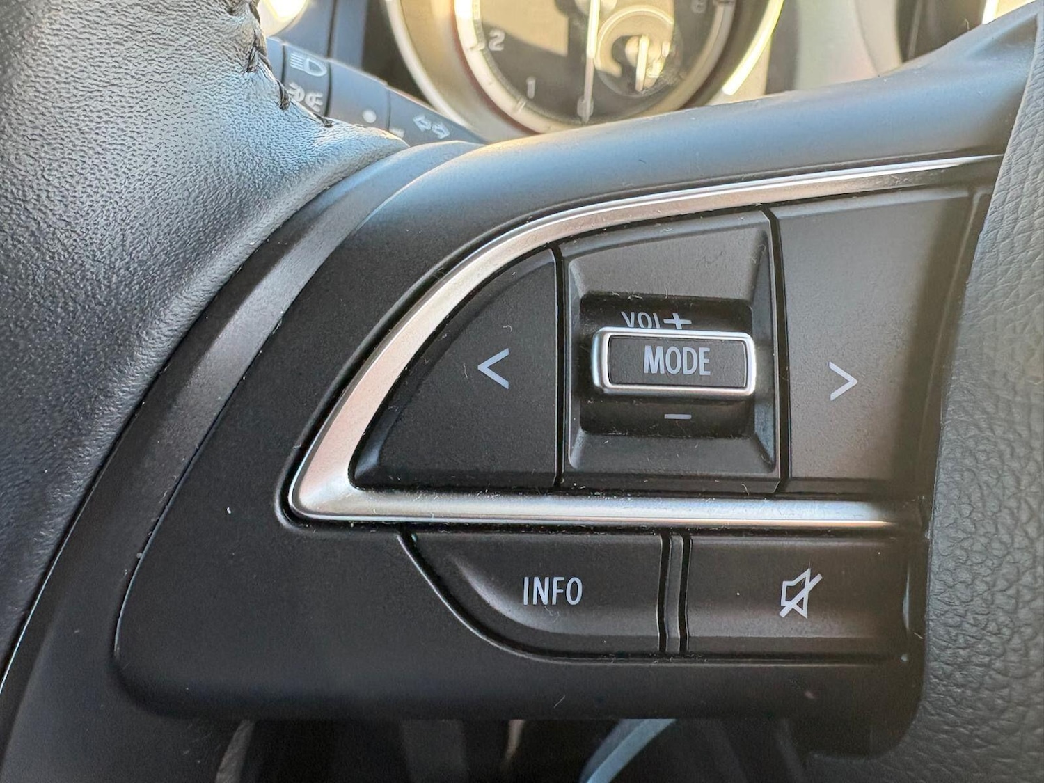 Used Suzuki Swift 2023 for sale - 77267497: Photo 17