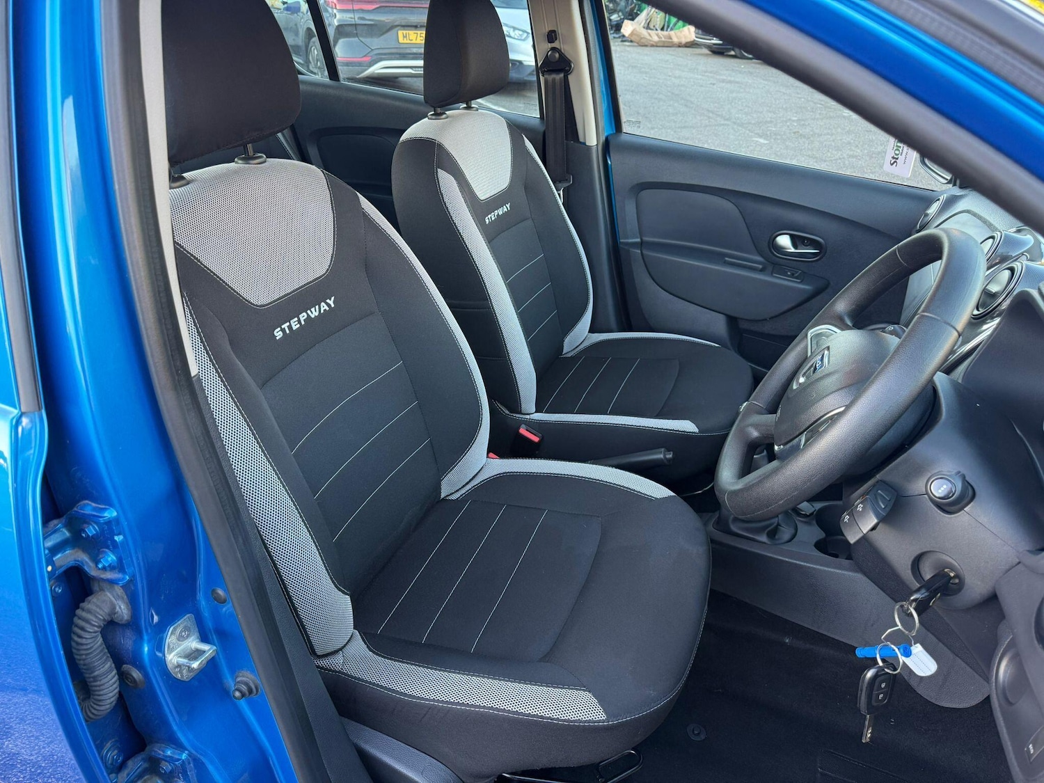 Used Dacia Sandero Stepway 2020 for sale - 76936153: Photo 13