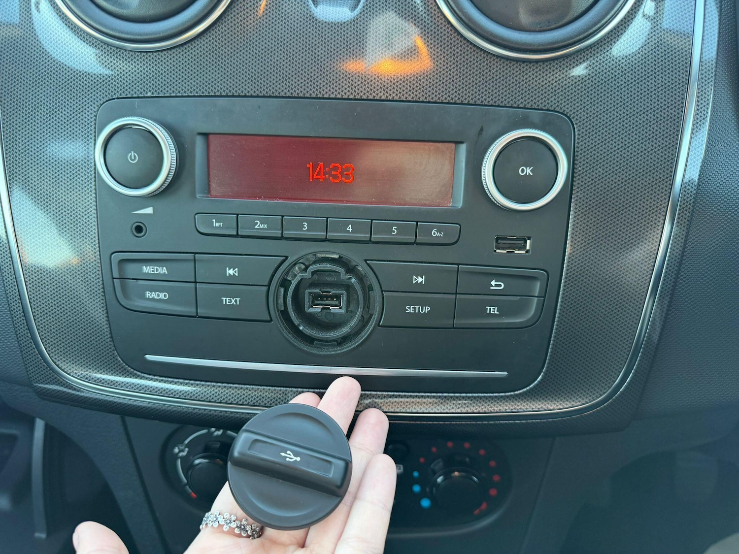 Used Dacia Sandero Stepway 2020 for sale - 76936153: Photo 24