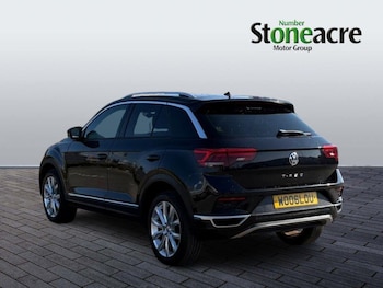 Used Volkswagen T-Roc 2018 for sale - 77783372: Photo