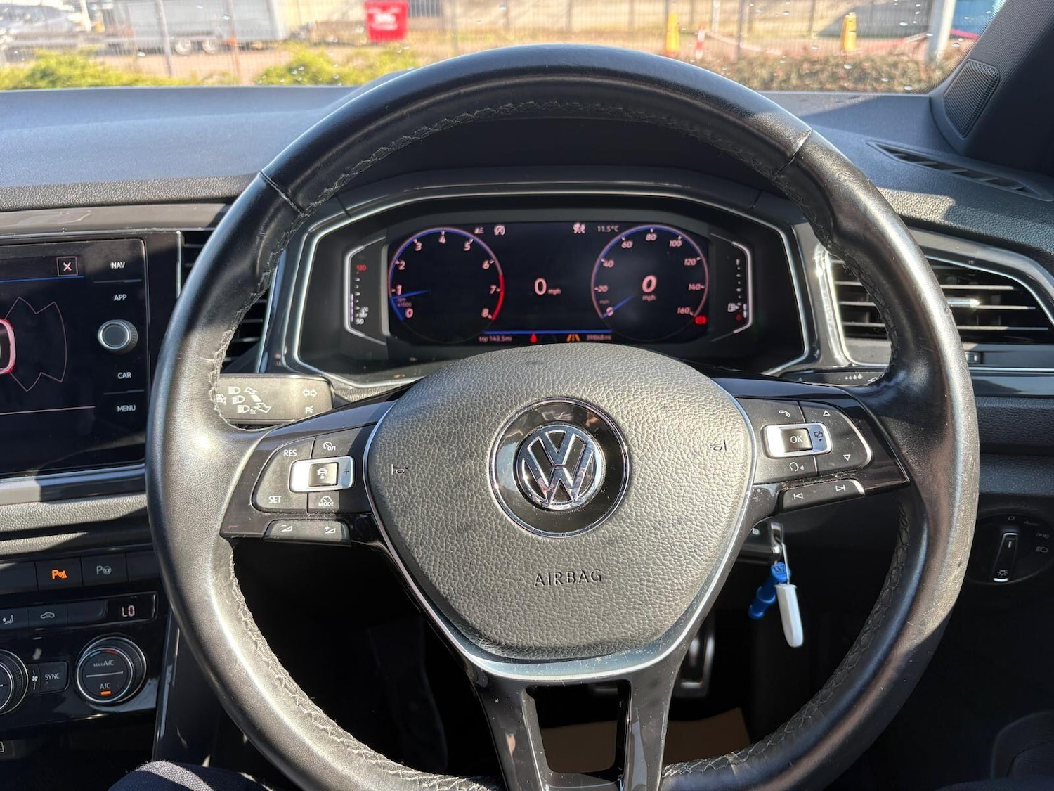 Used Volkswagen T-Roc 2018 for sale - 77783372: Photo 58