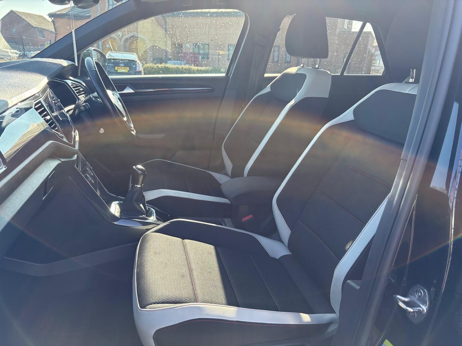 Used Volkswagen T-Roc 2018 for sale - 77783372: Photo 59