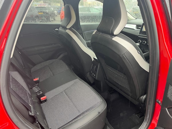 Used Renault Captur 2024 for sale - 76179400: Photo 12