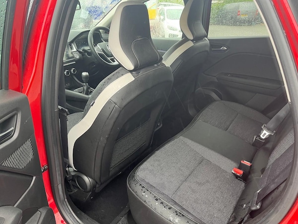Used Renault Captur 2024 for sale - 76179400: Photo 13