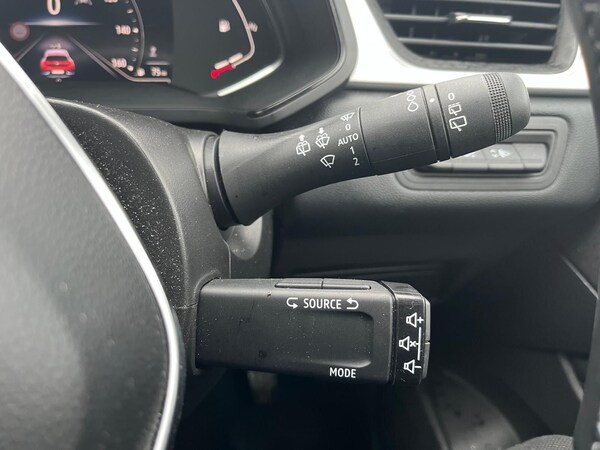 Used Renault Captur 2024 for sale - 76179400: Photo 21