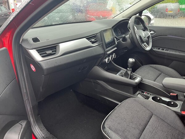 Used Renault Captur 2024 for sale - 76179400: Photo 35