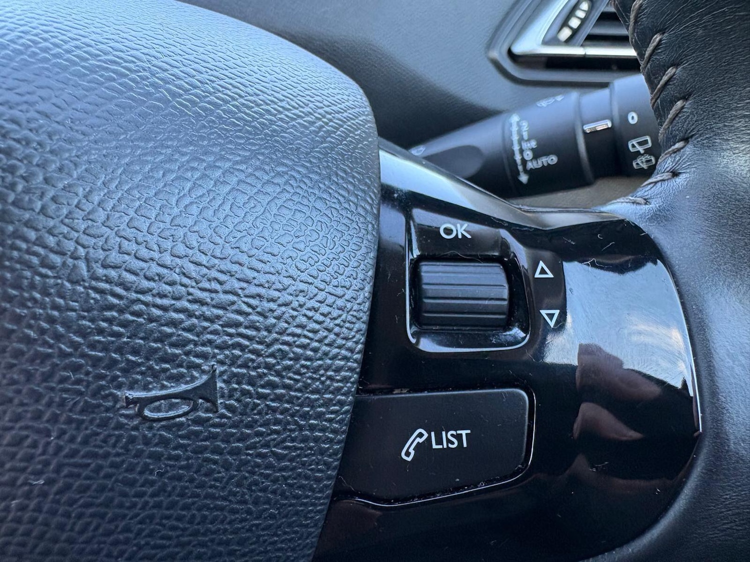 Used Peugeot 308 2015 for sale - 77586765: Photo 21