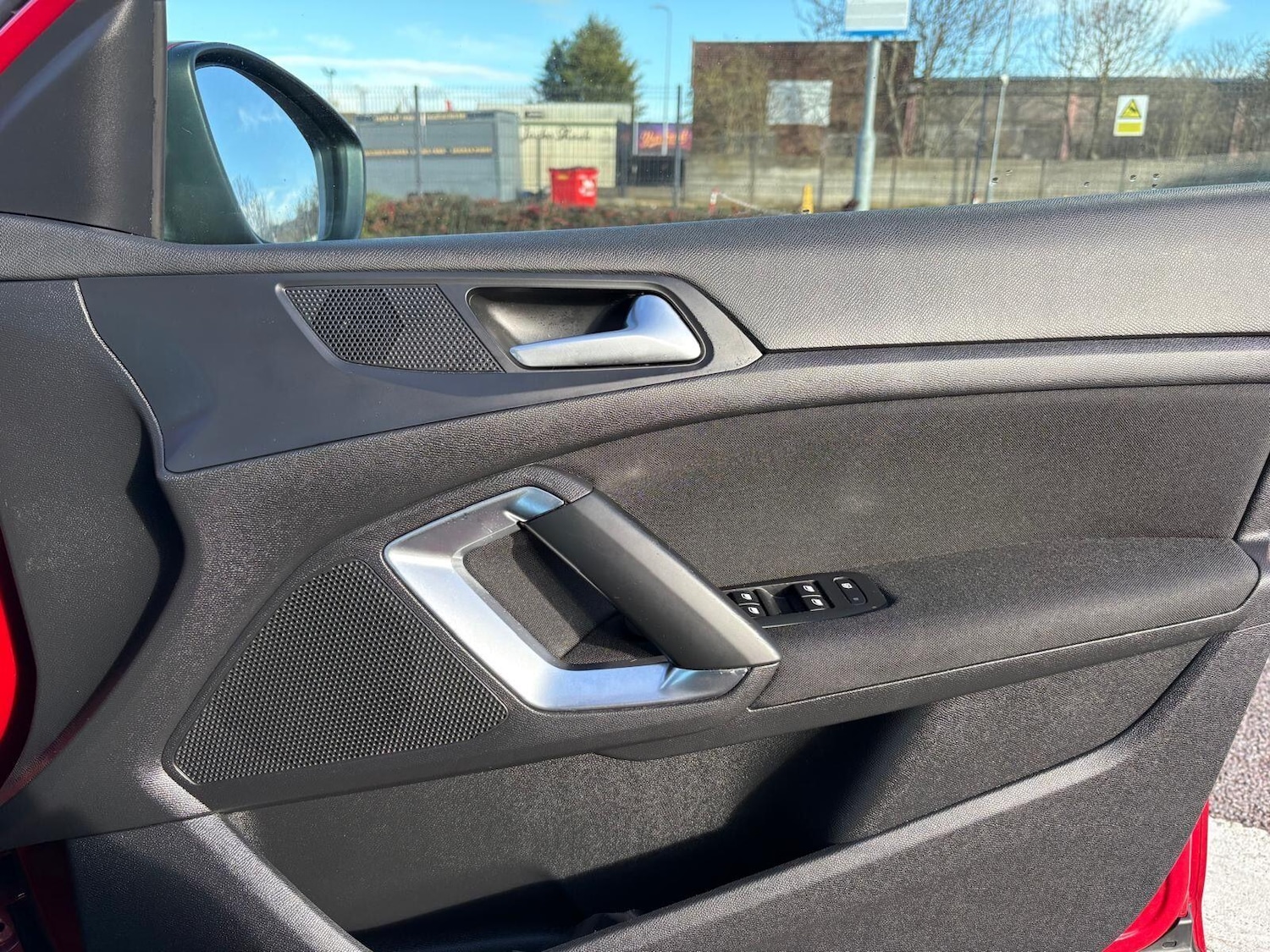 Used Peugeot 308 2015 for sale - 77586765: Photo 24