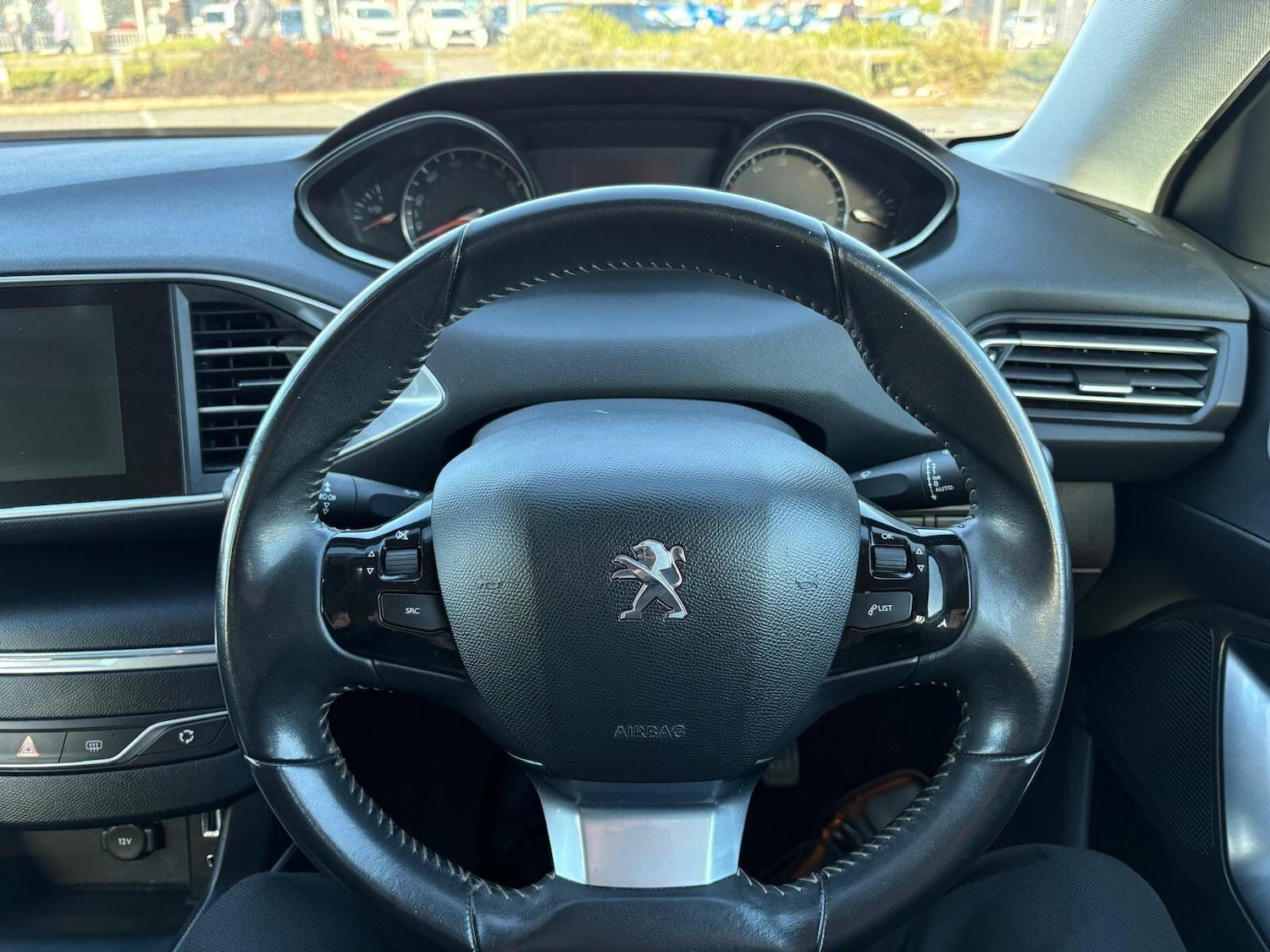 Used Peugeot 308 2015 for sale - 77586765: Photo 40