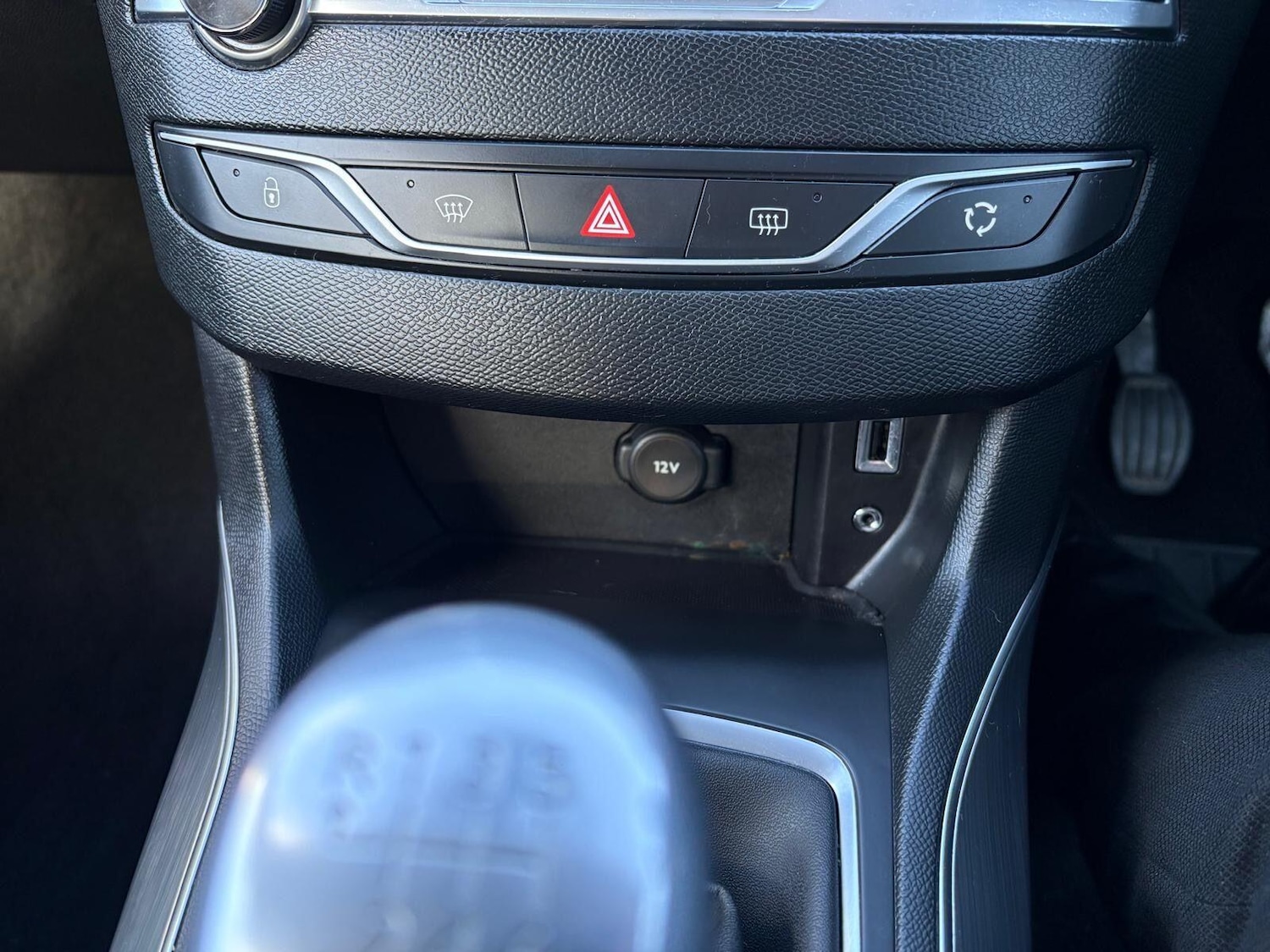 Used Peugeot 308 2015 for sale - 77586765: Photo 9