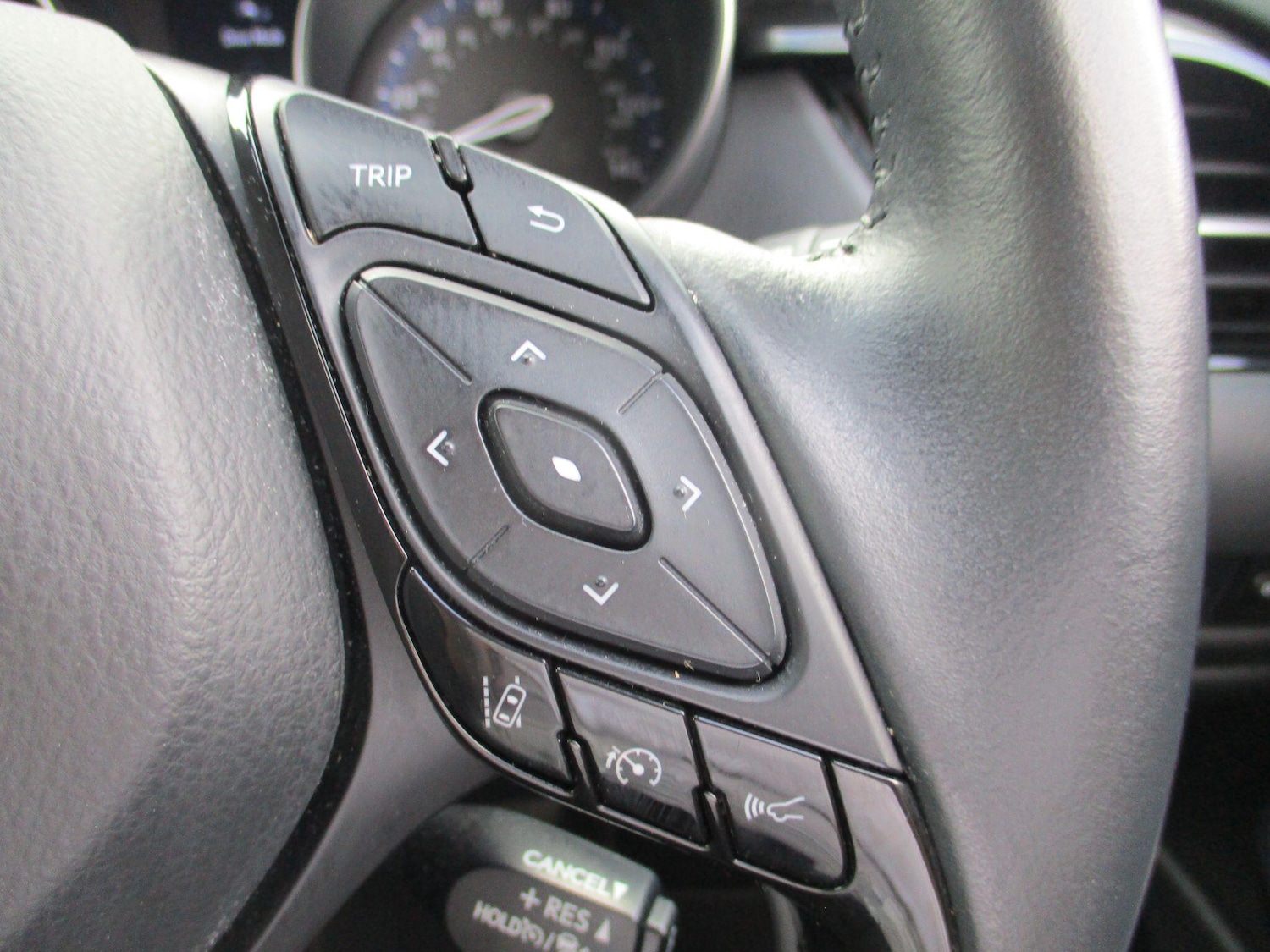 Used Toyota C-HR 2022 for sale - 76987740: Photo 21