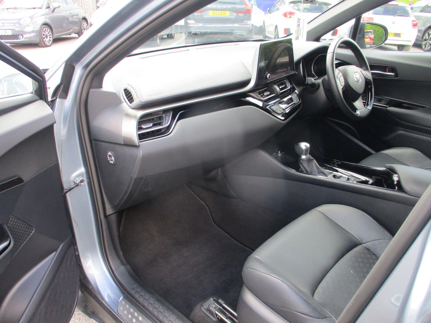 Used Toyota C-HR 2022 for sale - 76987740: Photo 45