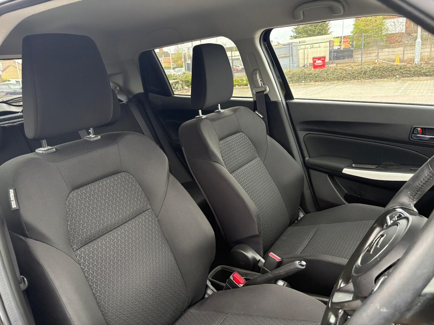 Used Suzuki Swift 2024 for sale - 78072704: Photo 11