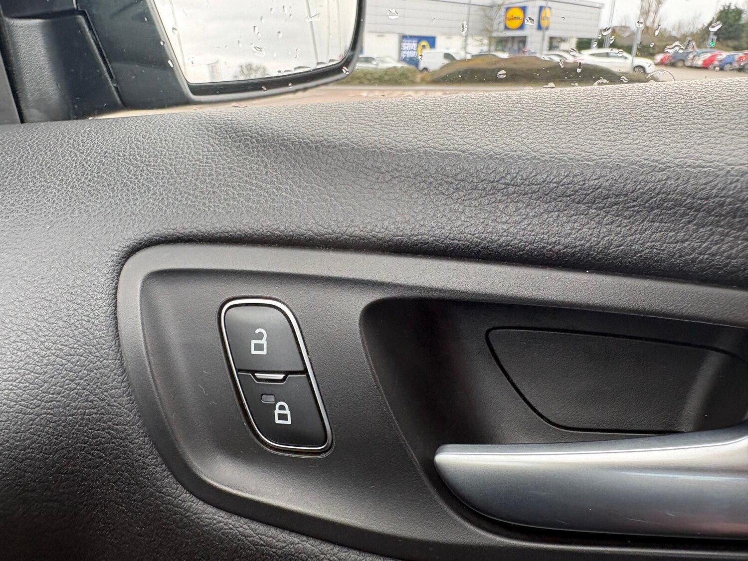 Used Ford Kuga 2018 for sale - 77586189: Photo 19