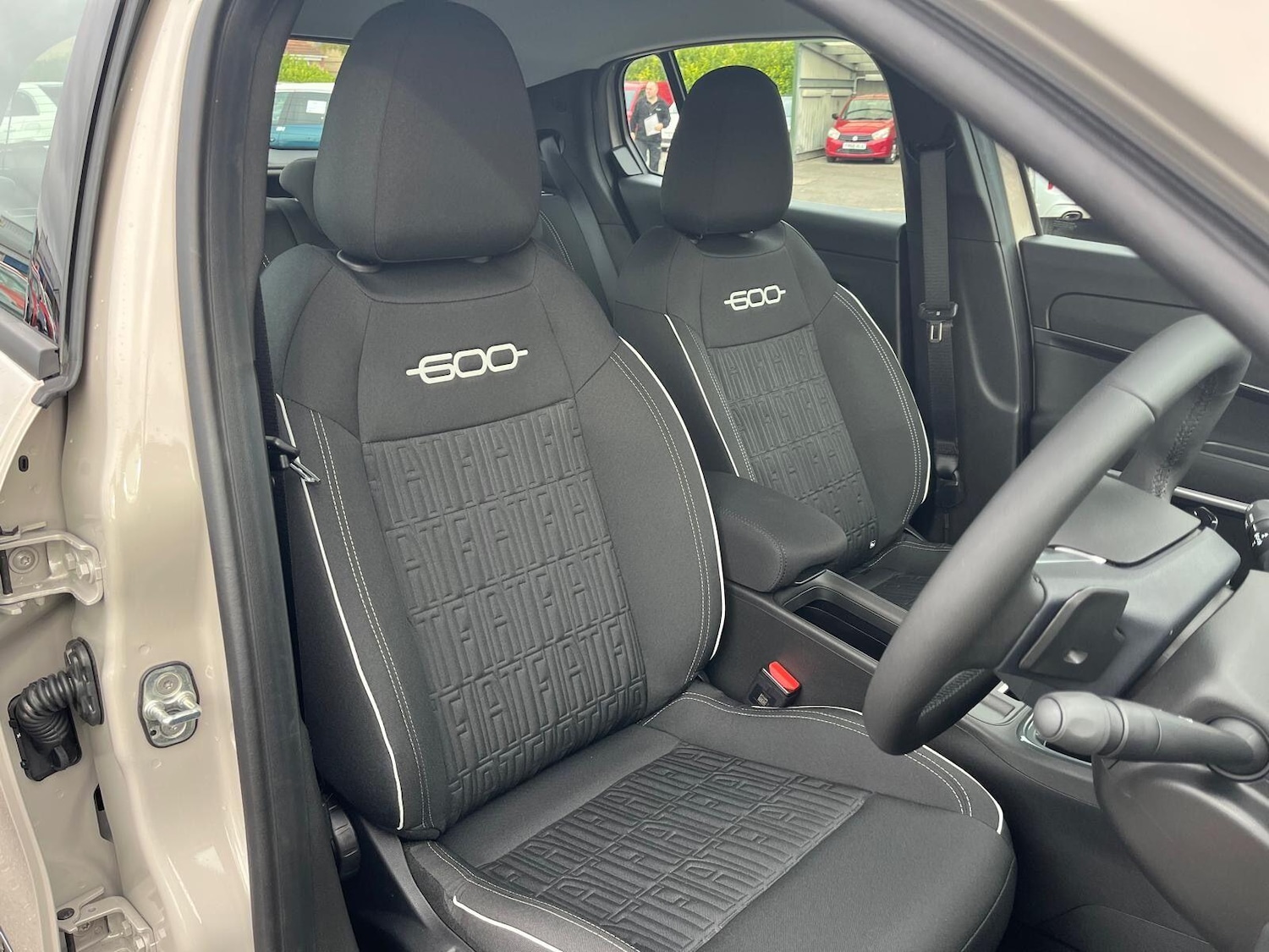 Used Fiat 600 2025 for sale - 76936155: Photo 10