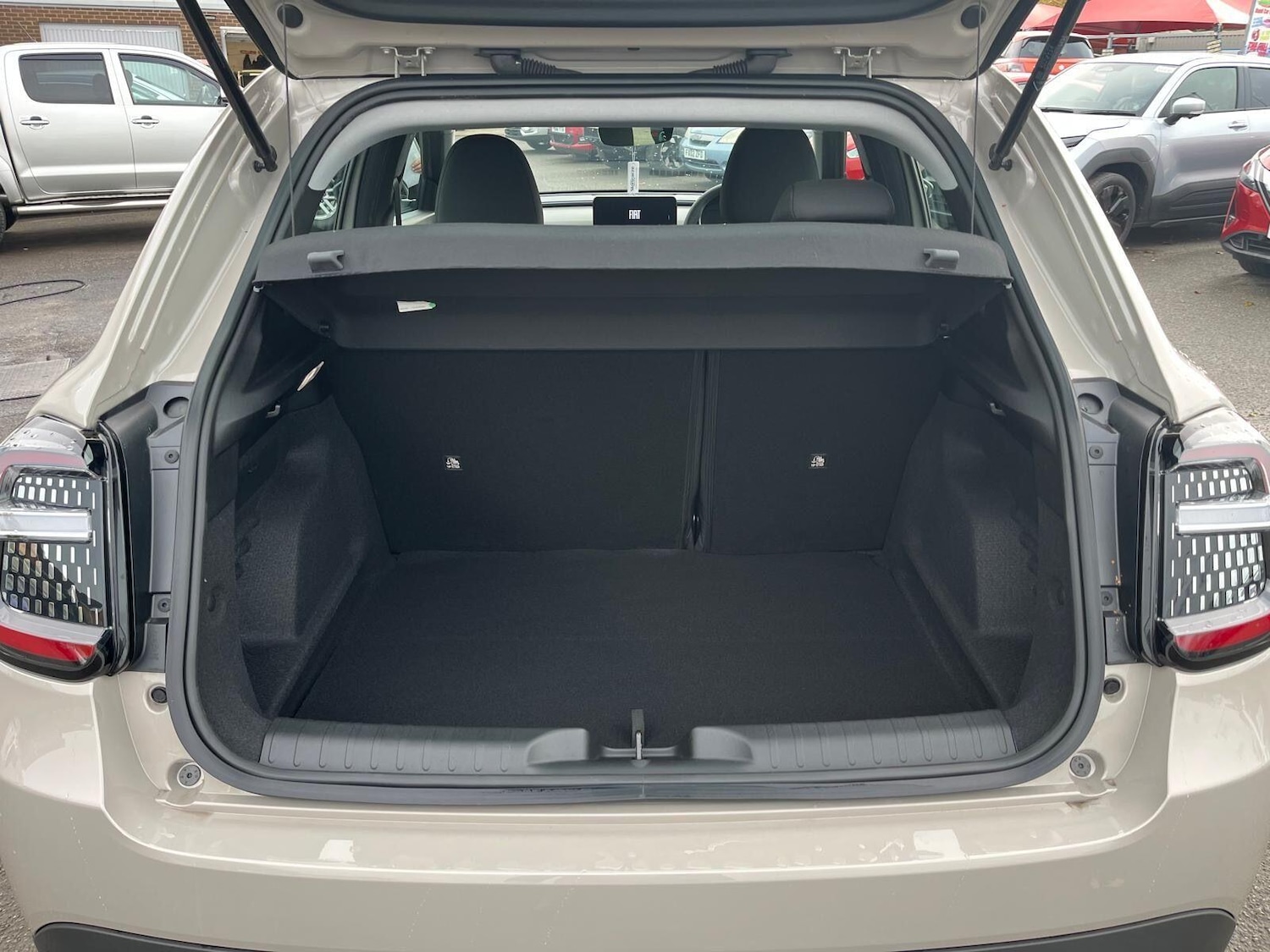 Used Fiat 600 2025 for sale - 76936155: Photo 32