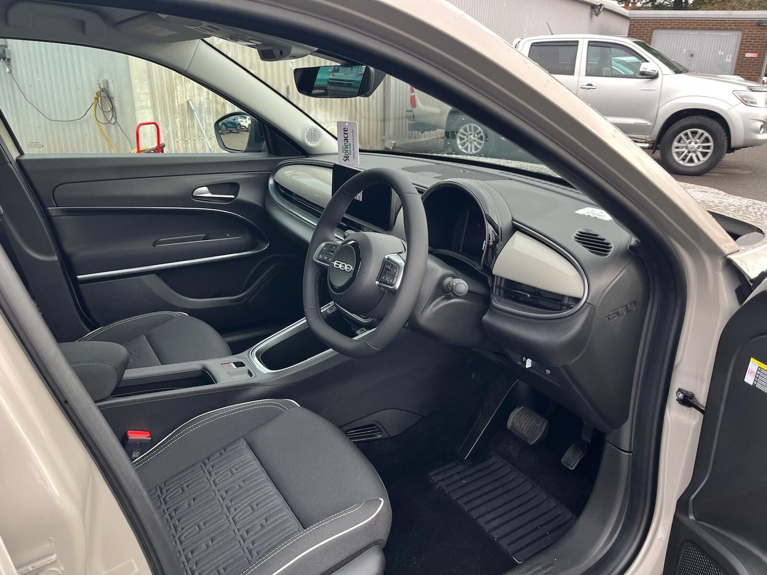 Used Fiat 600 2025 for sale - 76936155: Photo 43