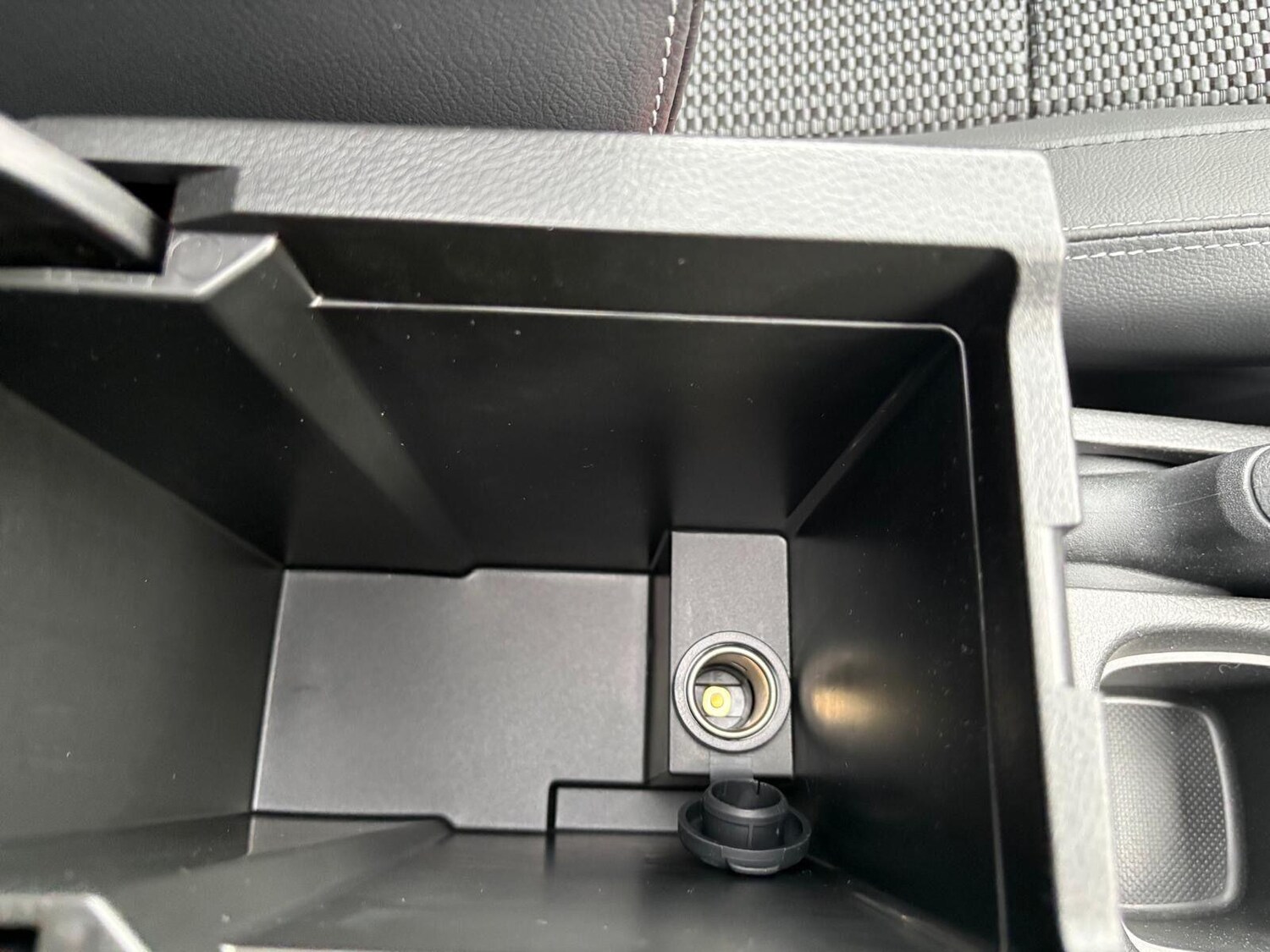 Used Suzuki SX4 S-Cross 2025 for sale - 77710421: Photo 41