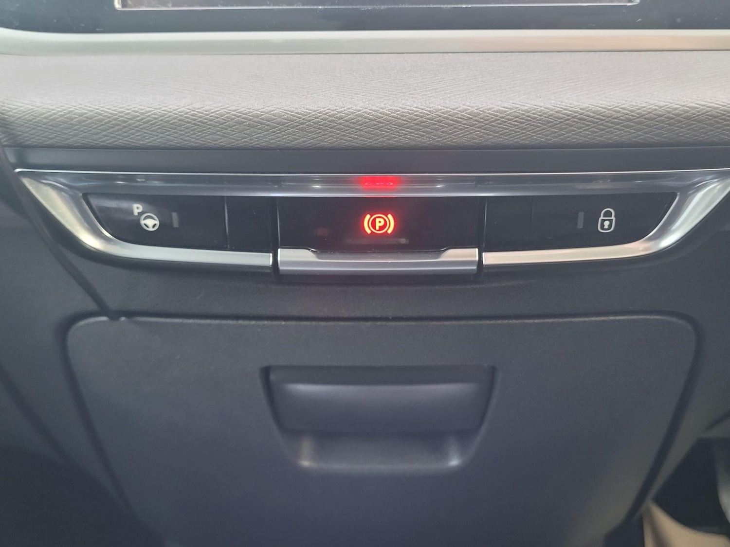 Used Citroen C4 Grand Picasso 2018 for sale - 76886128: Photo 49