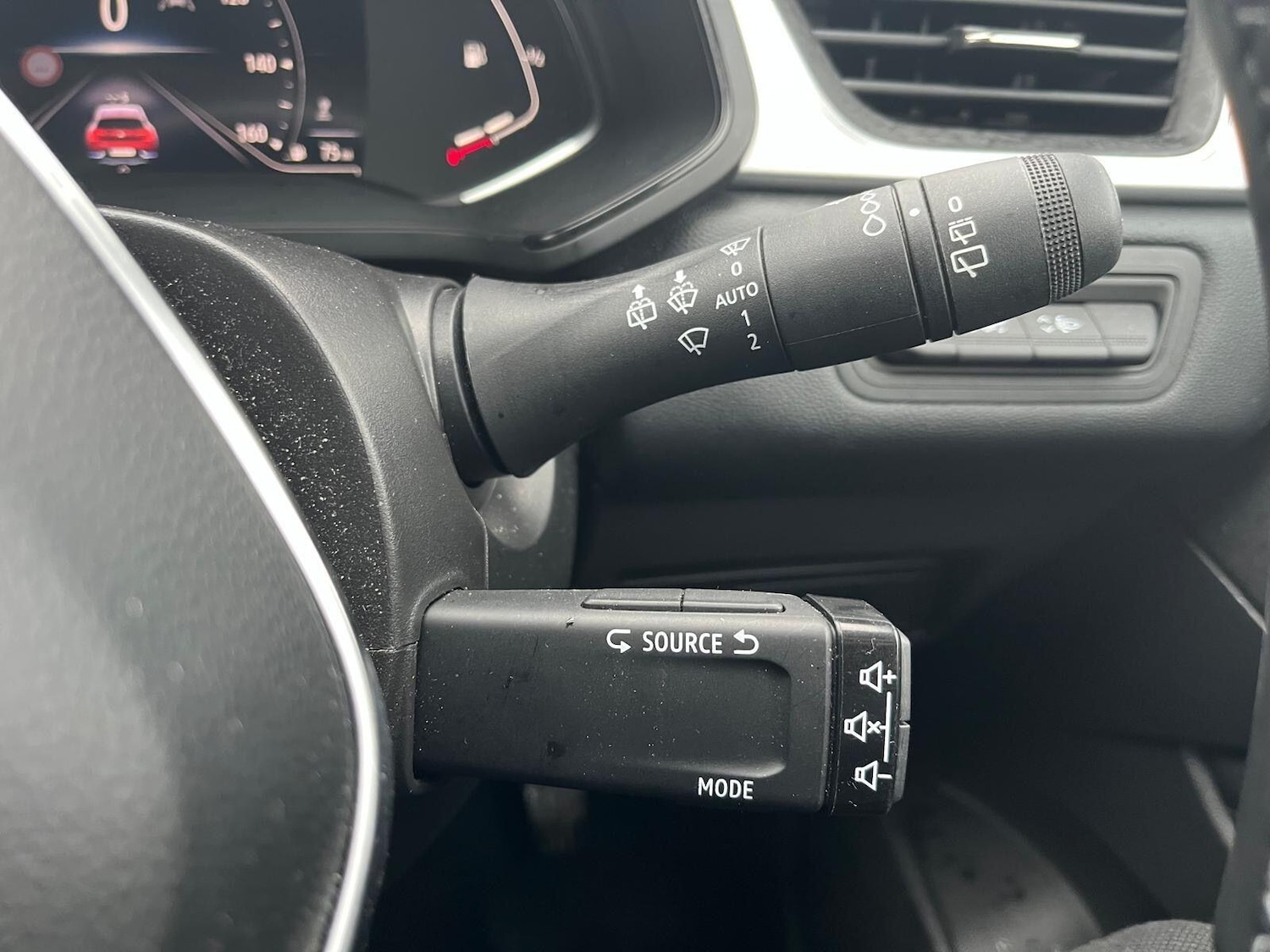 Used Renault Captur 2024 for sale - 76715592: Photo 21