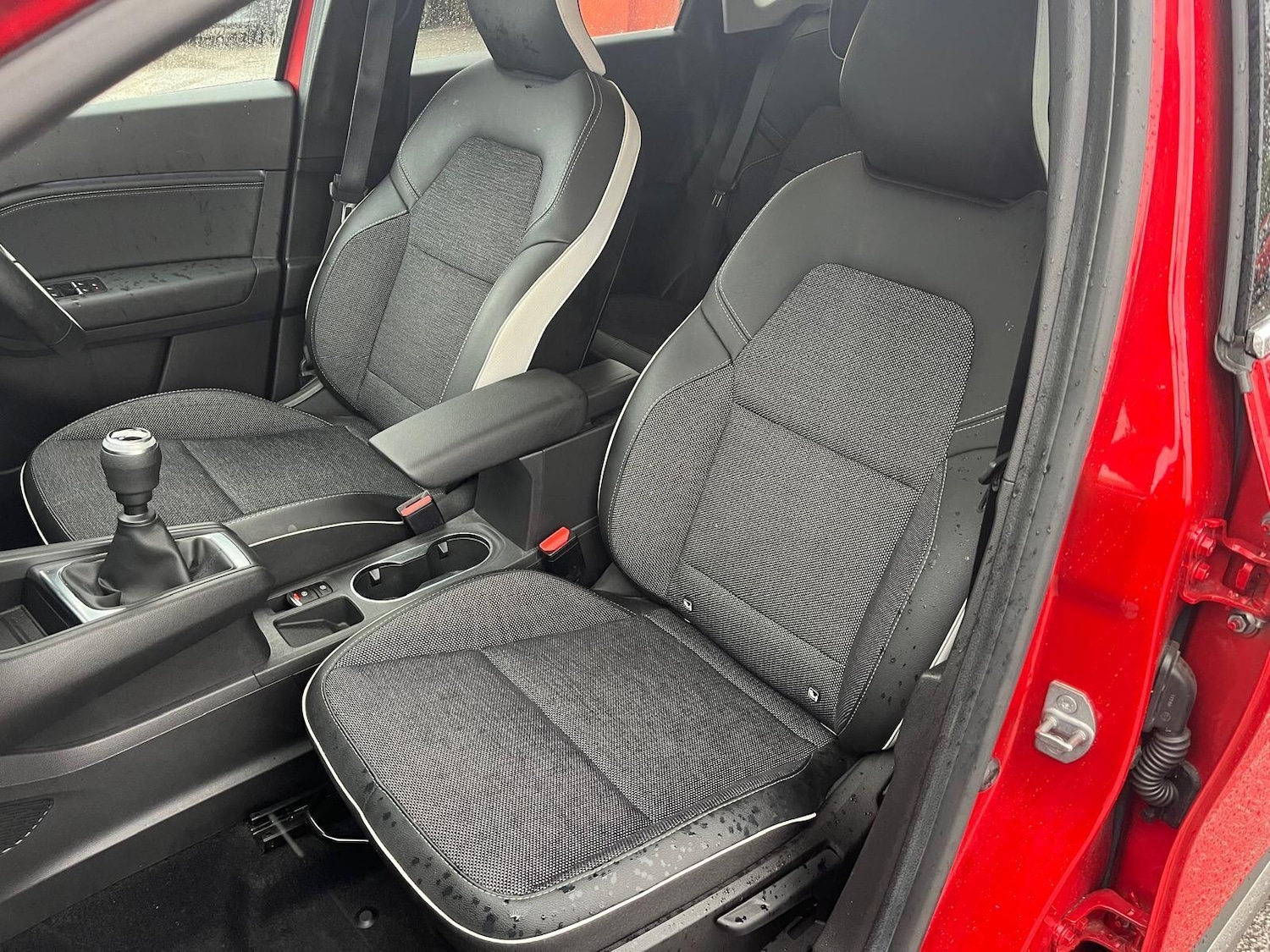 Used Renault Captur 2024 for sale - 76715592: Photo 34