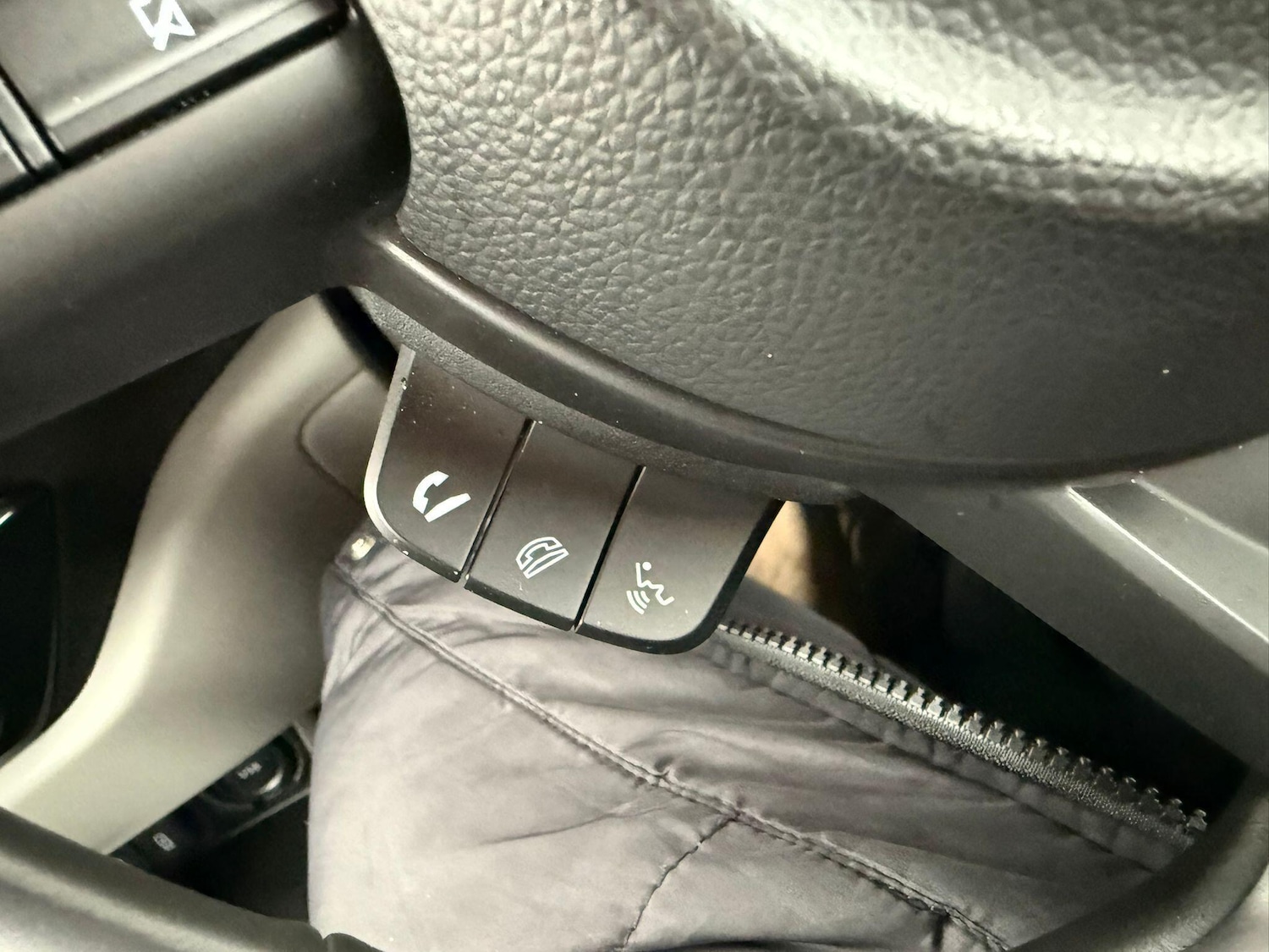 Used Suzuki Swift 2024 for sale - 77710241: Photo 15