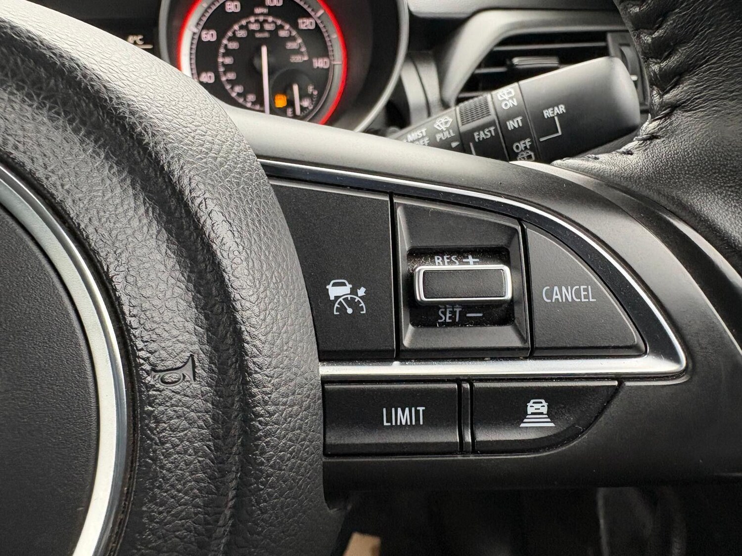 Used Suzuki Swift 2023 for sale - 77478509: Photo 21