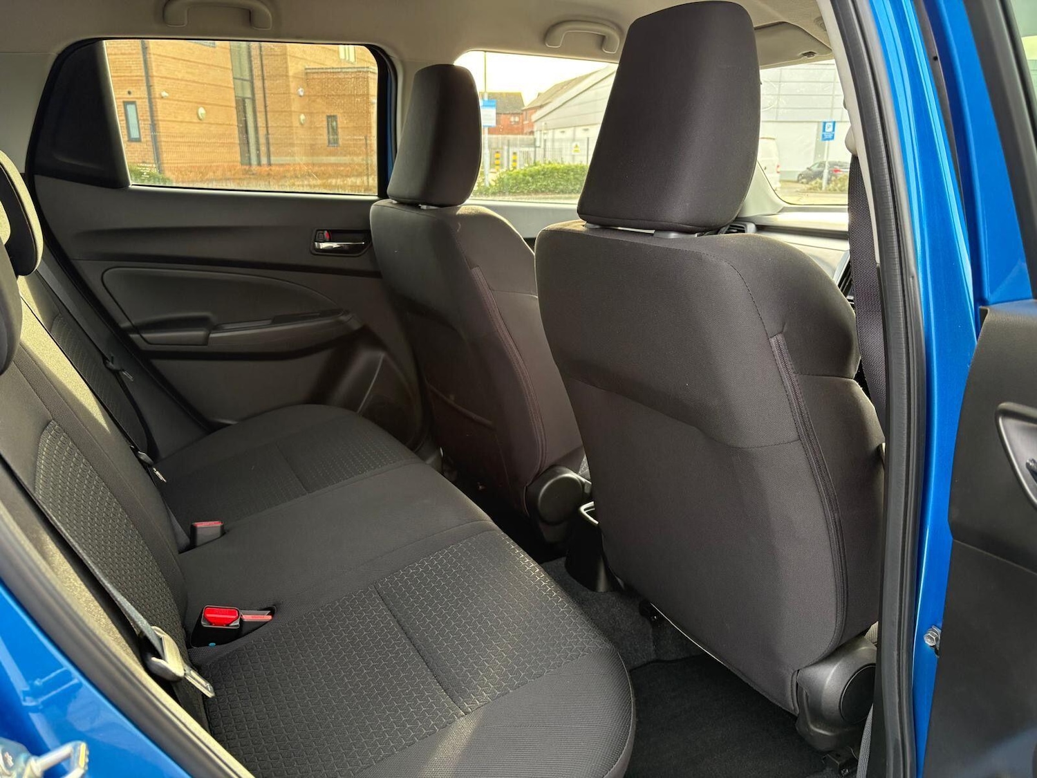 Used Suzuki Swift 2022 for sale - 77709552: Photo 15