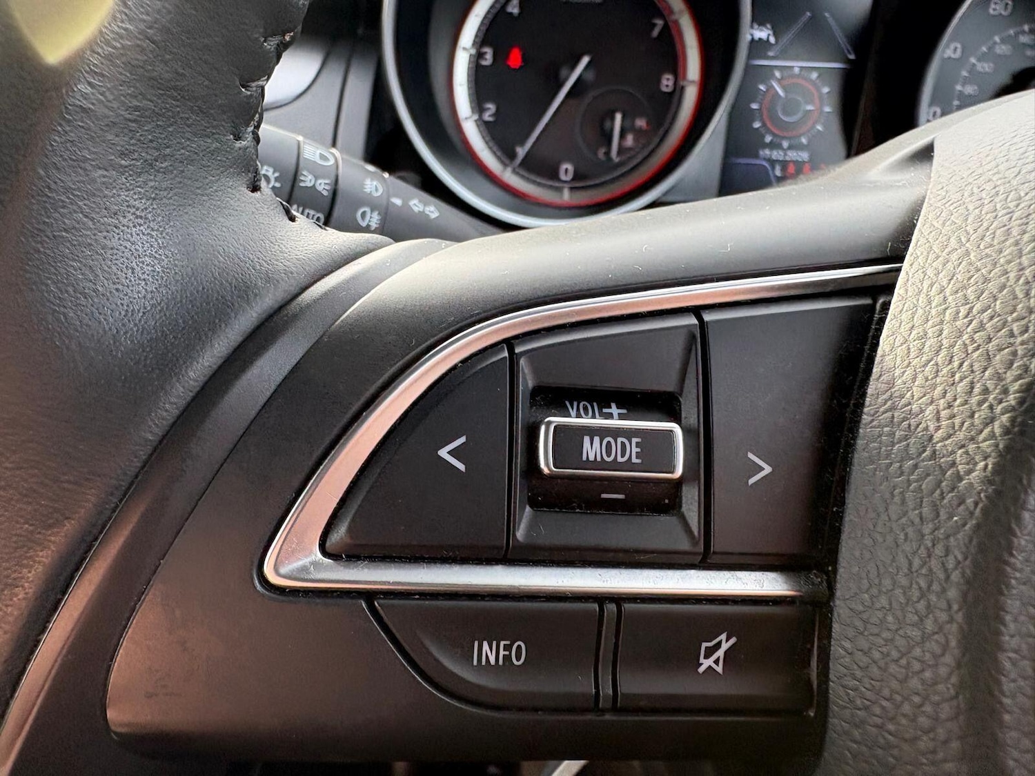 Used Suzuki Swift 2022 for sale - 77709552: Photo 19