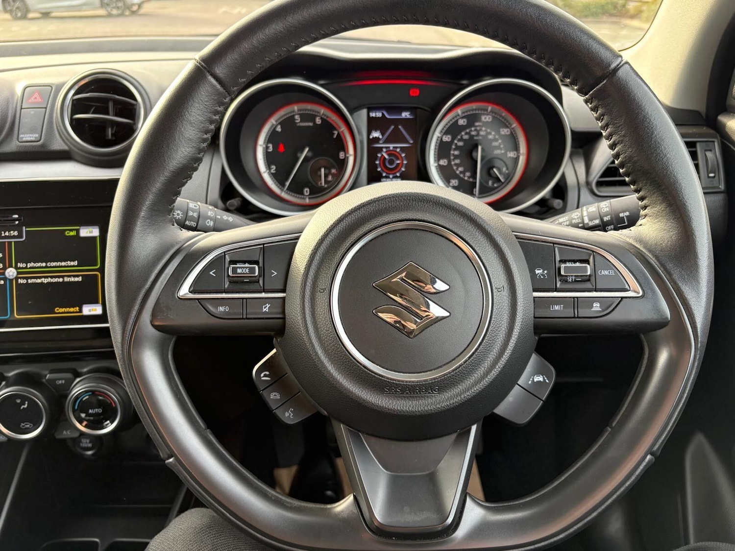 Used Suzuki Swift 2022 for sale - 77709552: Photo 39