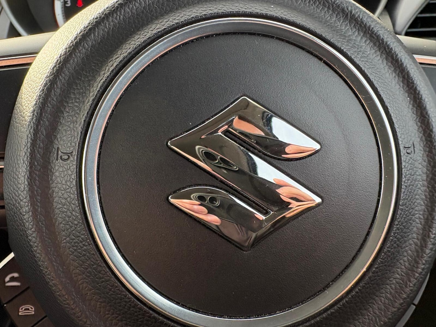 Used Suzuki Swift 2022 for sale - 77709552: Photo 40