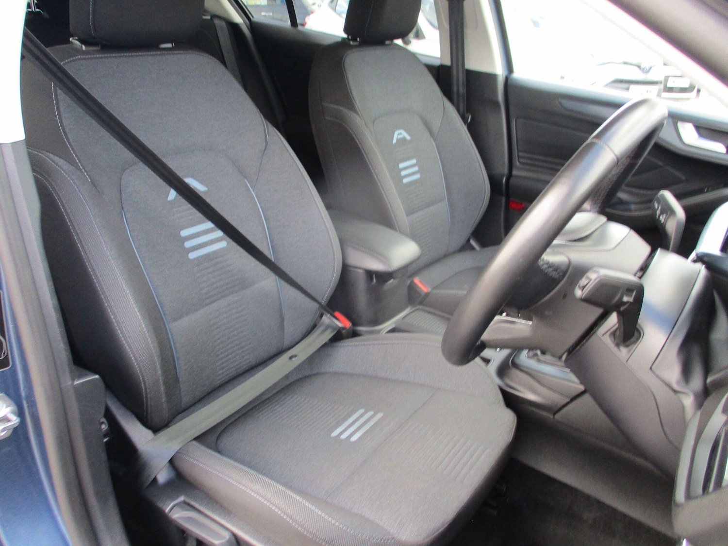 Used Ford Focus 2023 for sale - 76752386: Photo 13