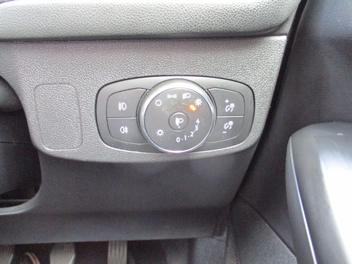 Used Ford Focus 2023 for sale - 76752386: Photo 19