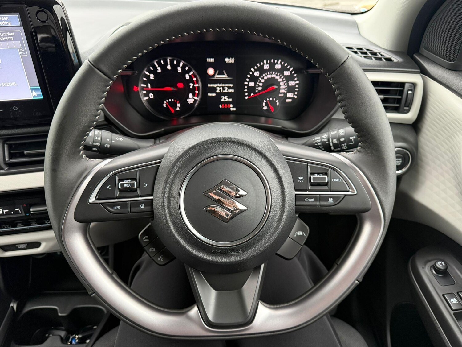 Used Suzuki Swift 2025 for sale - 77710440: Photo 32