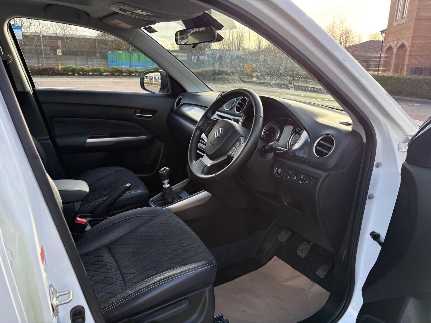 Used Suzuki Vitara 2023 for sale - 77709878: Photo 12