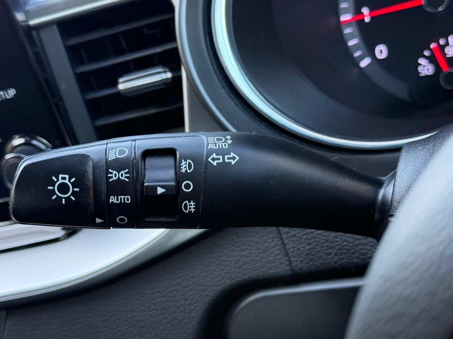 Used Kia XCeed 2020 for sale - 77940232: Photo 22