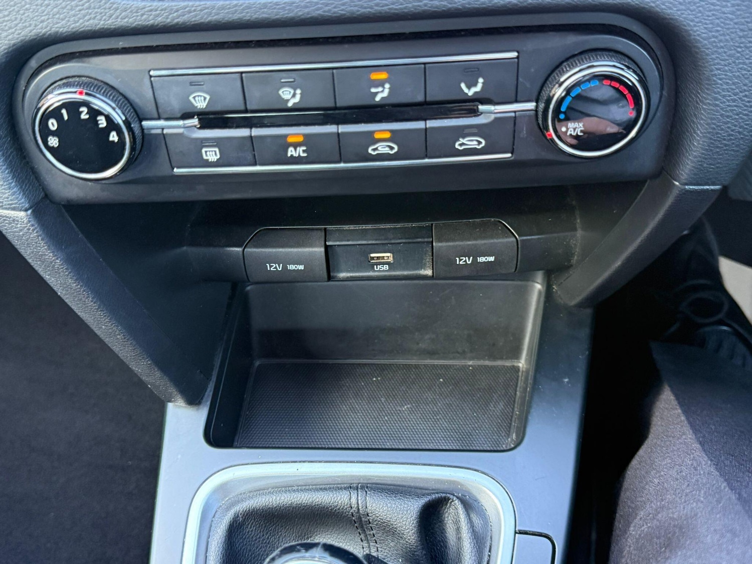 Used Kia XCeed 2020 for sale - 77940232: Photo 23