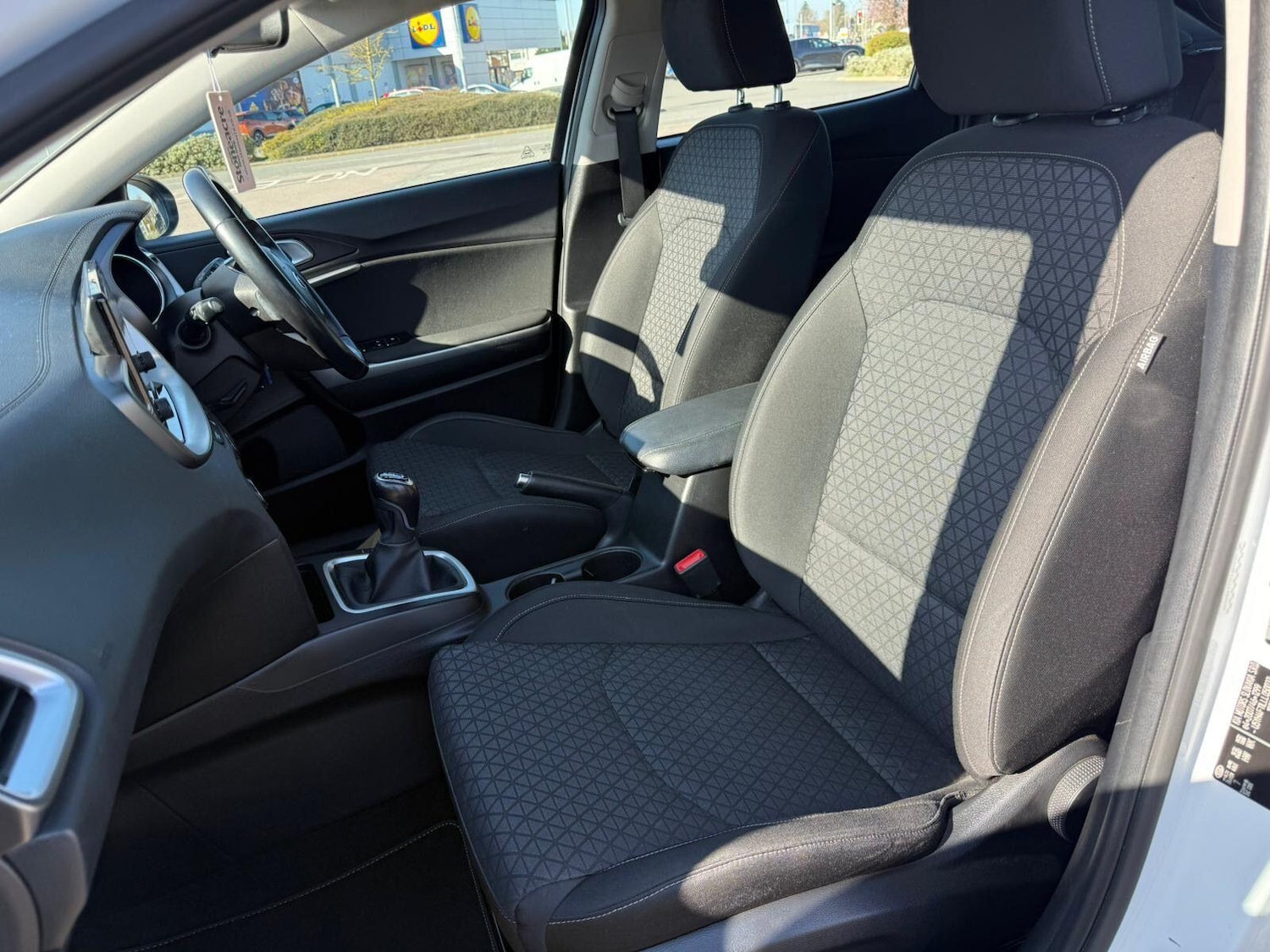 Used Kia XCeed 2020 for sale - 77940232: Photo 43