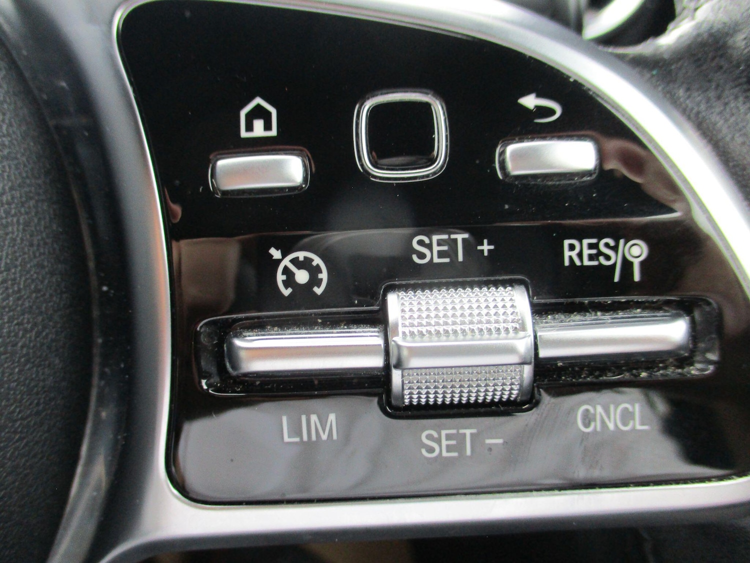 Used Mercedes-Benz A-Class 2020 for sale - 76473927: Photo 13