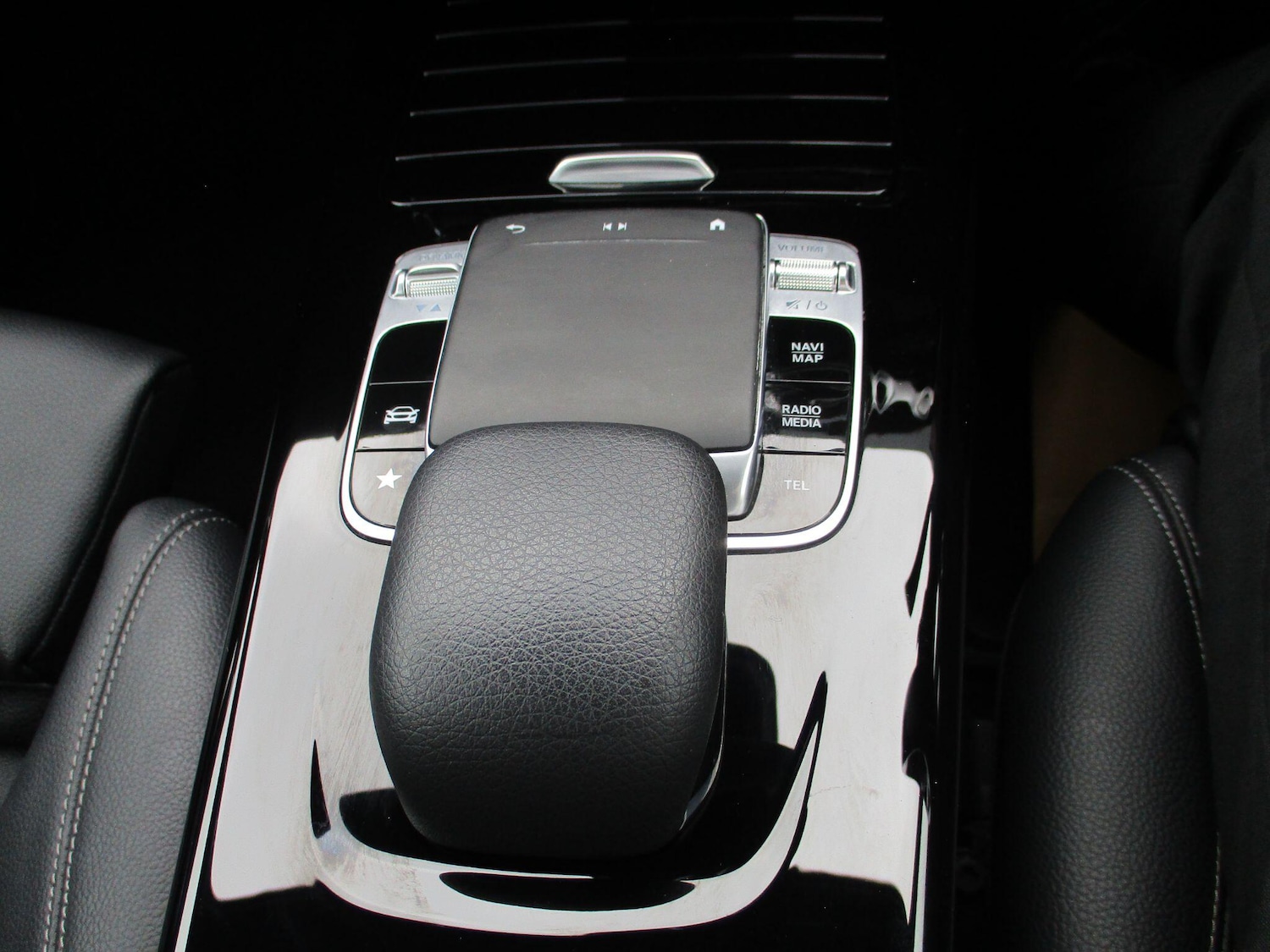 Used Mercedes-Benz A-Class 2020 for sale - 76473927: Photo 9