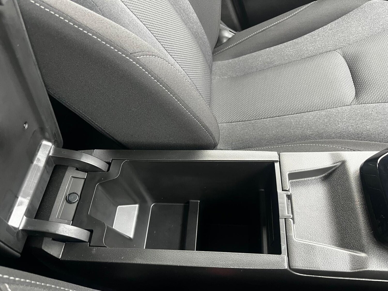 Used Suzuki e Vitara for sale - 77808250: Photo 41