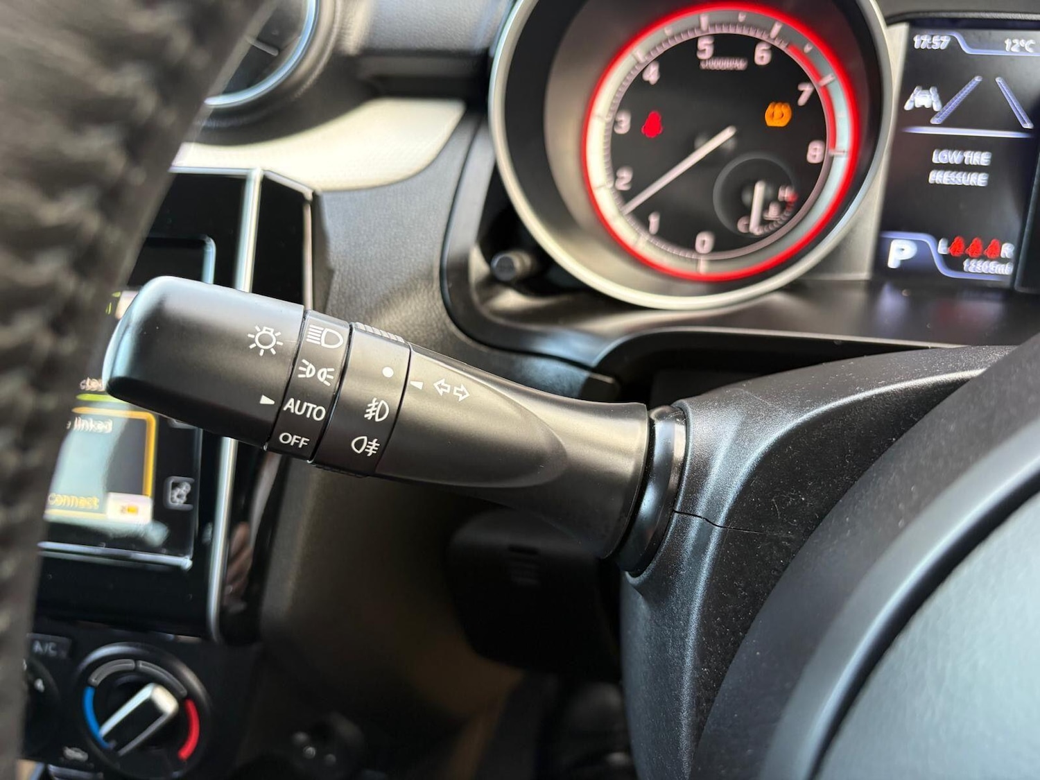 Used Suzuki Swift 2023 for sale - 78203698: Photo 45