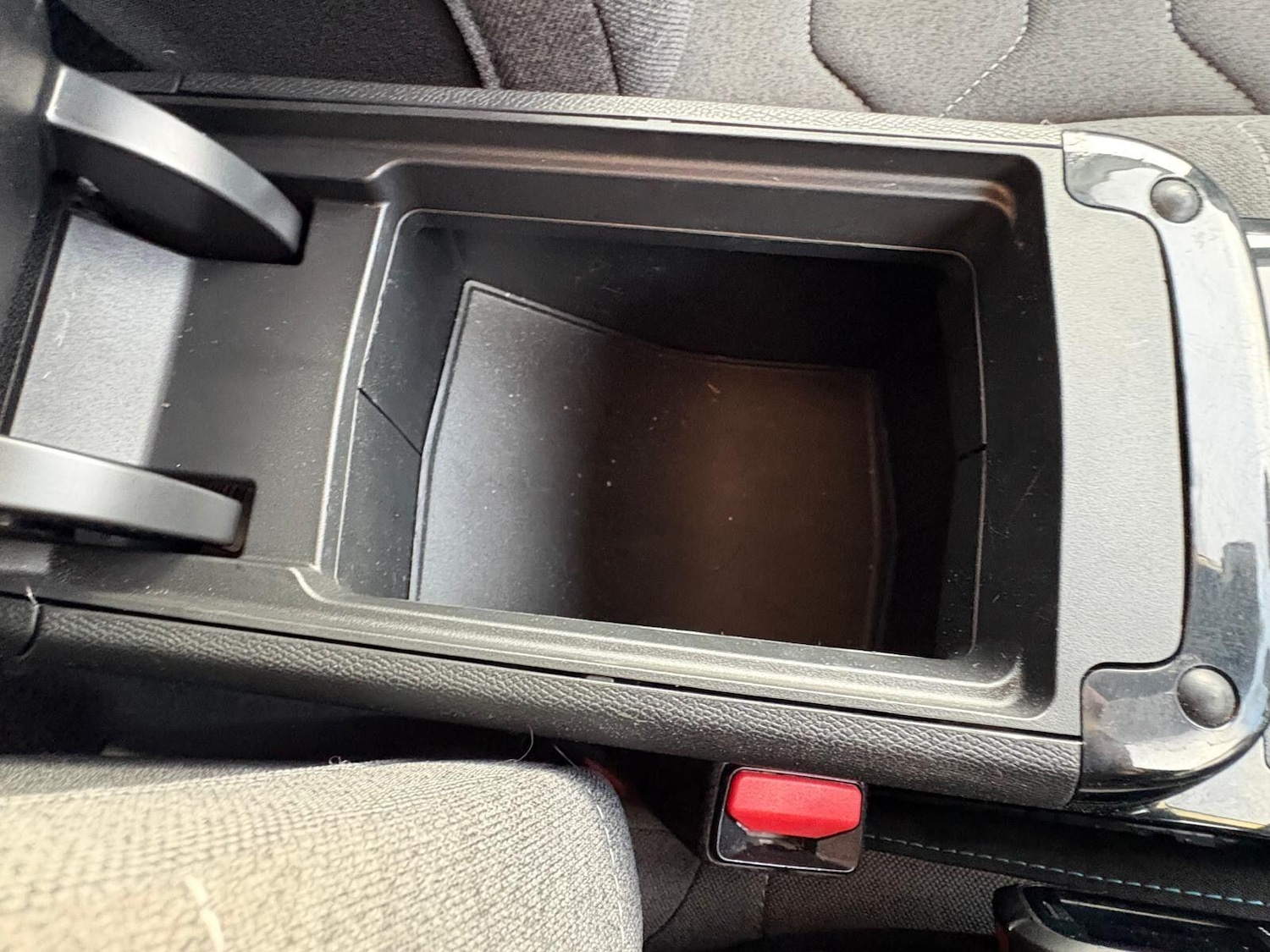 Used Citroen C4 2022 for sale - 76886174: Photo 40