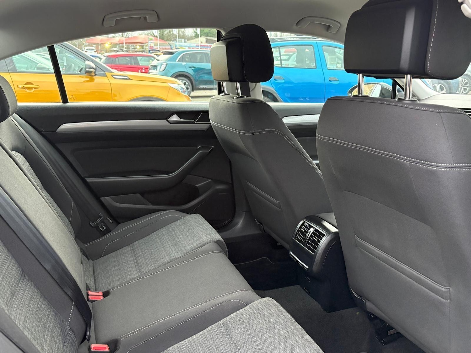 Used Volkswagen Passat 2019 for sale - 76926906: Photo 14