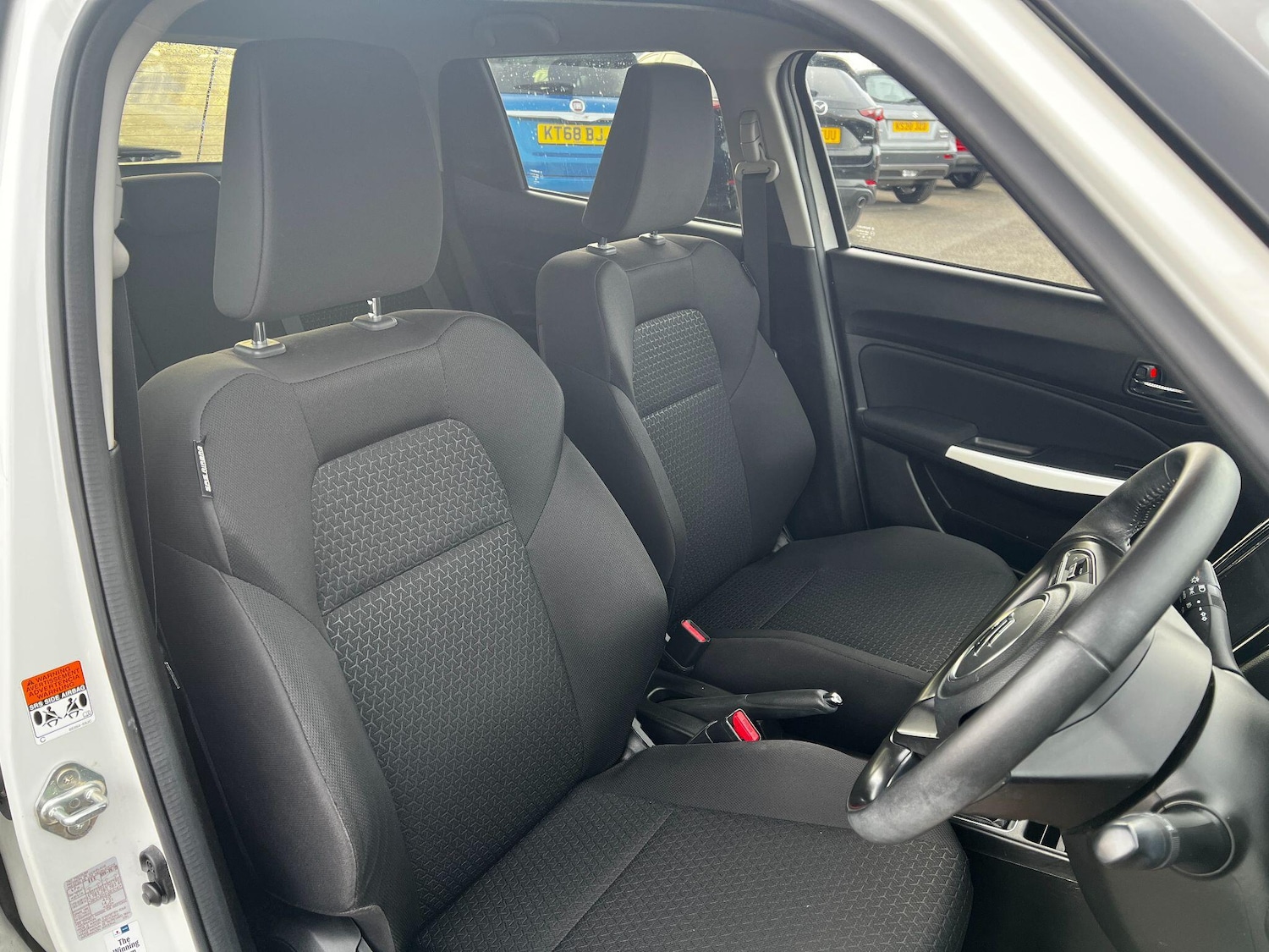 Used Suzuki Swift 2018 for sale - 76715244: Photo 11