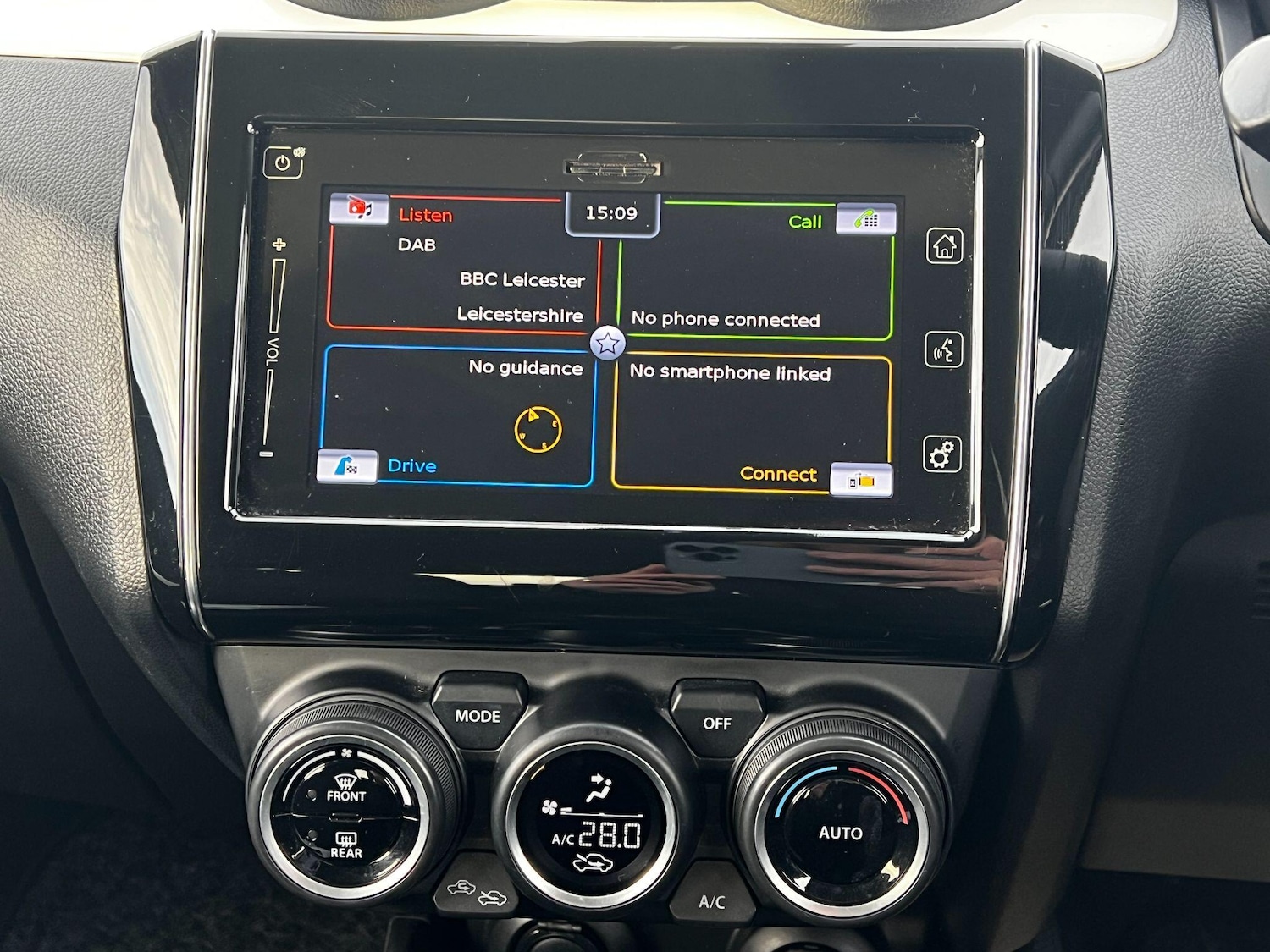 Used Suzuki Swift 2018 for sale - 76715244: Photo 24