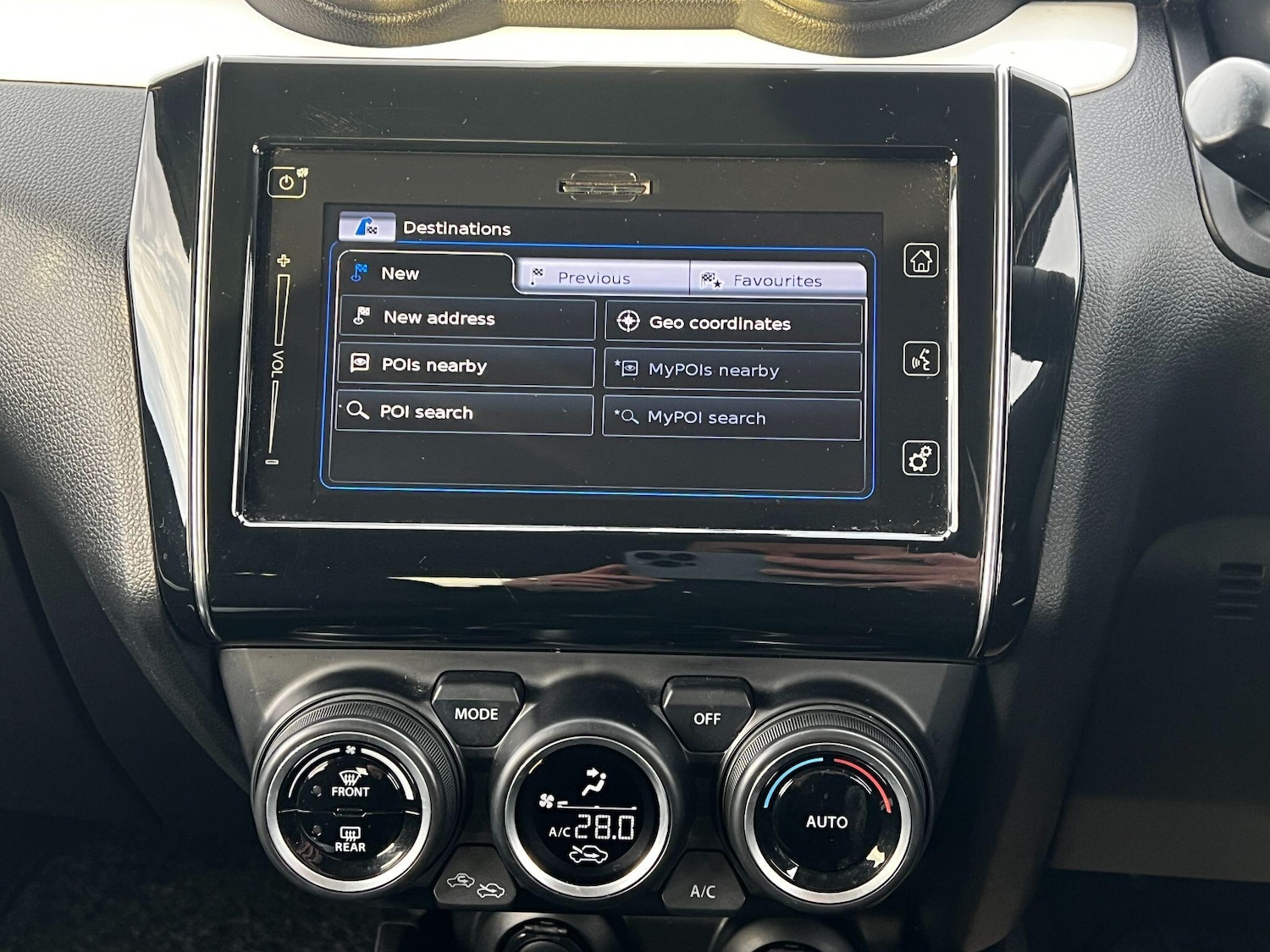 Used Suzuki Swift 2018 for sale - 76715244: Photo 27