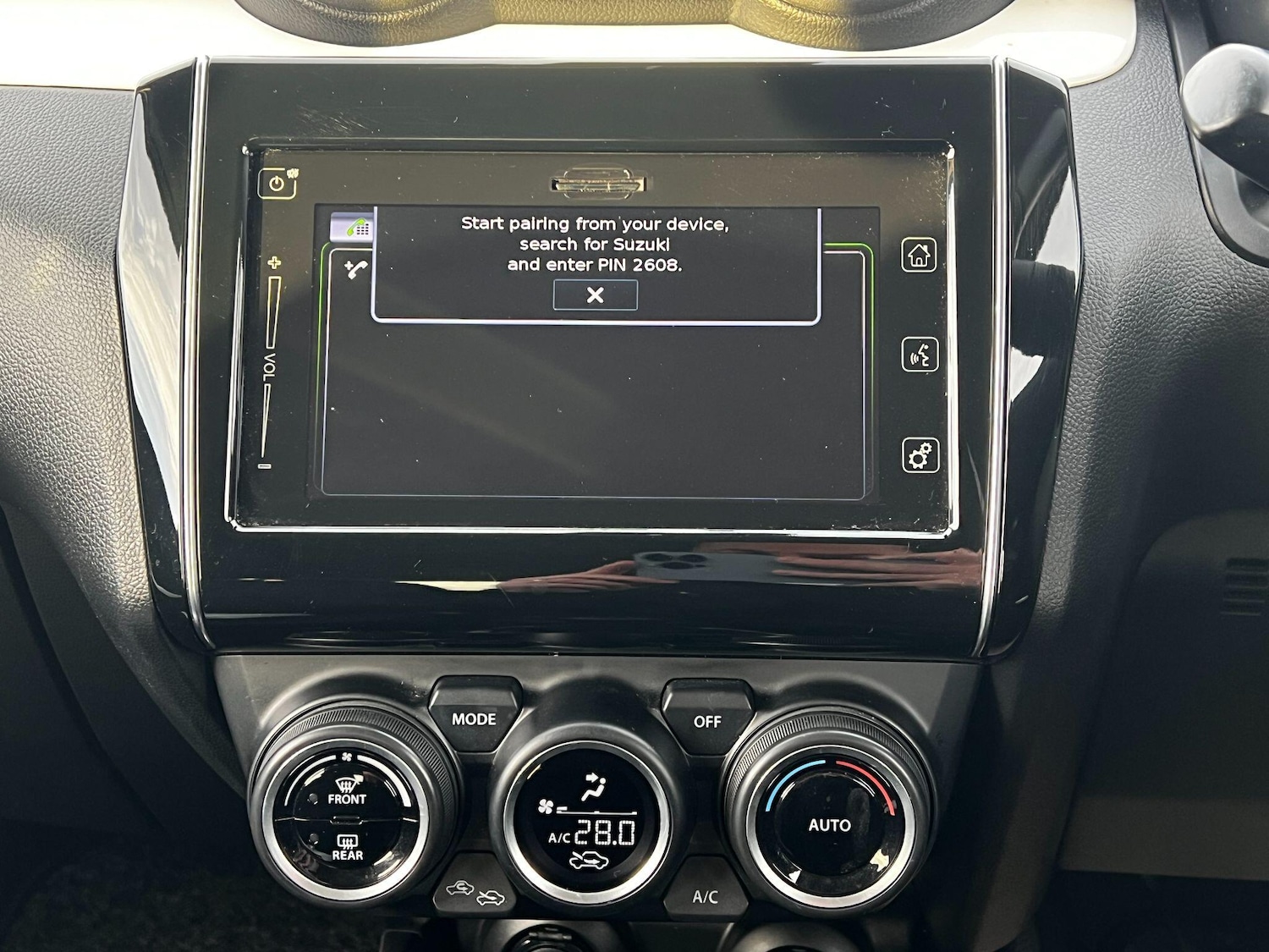 Used Suzuki Swift 2018 for sale - 76715244: Photo 29