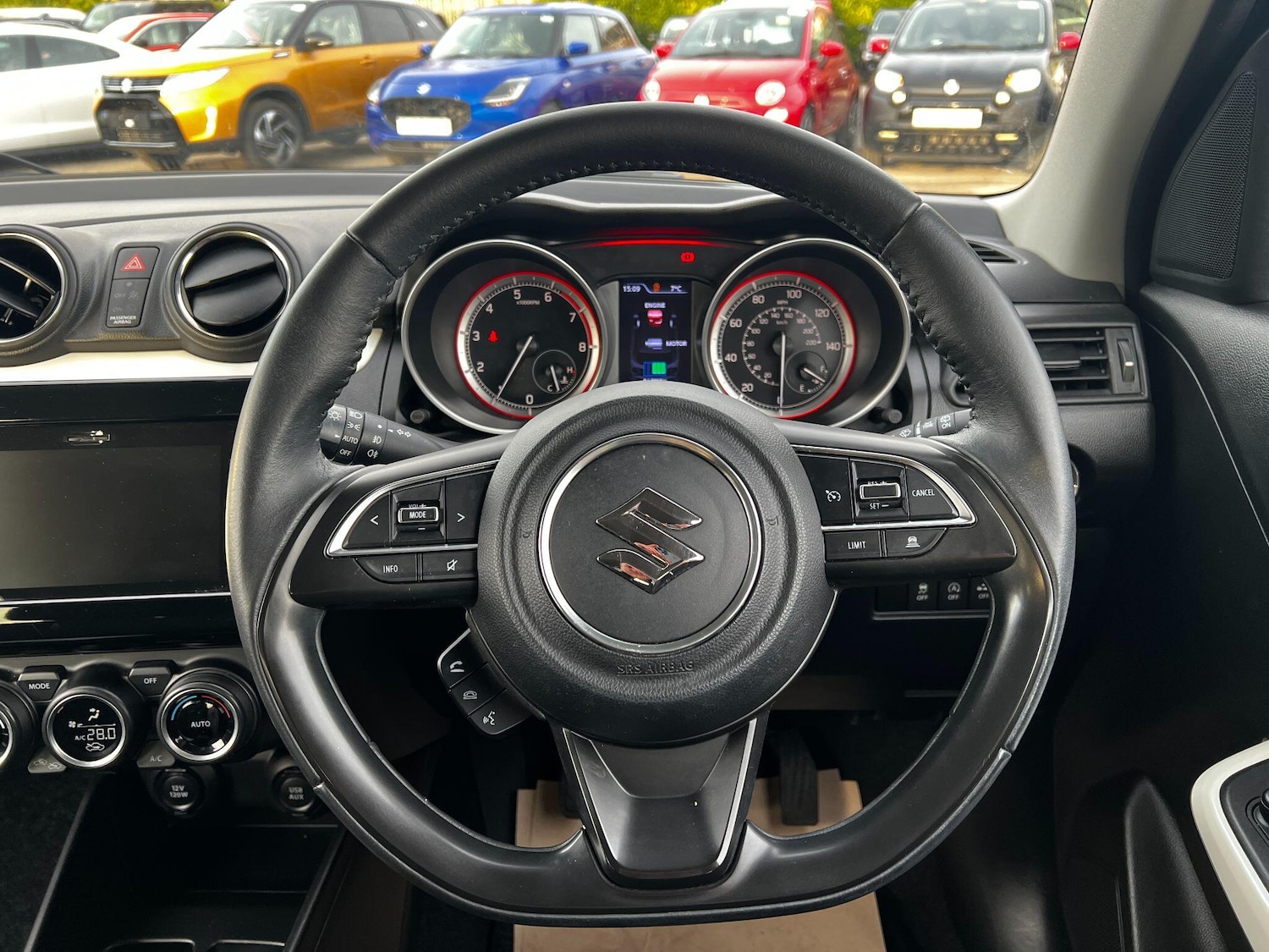 Used Suzuki Swift 2018 for sale - 76715244: Photo 36